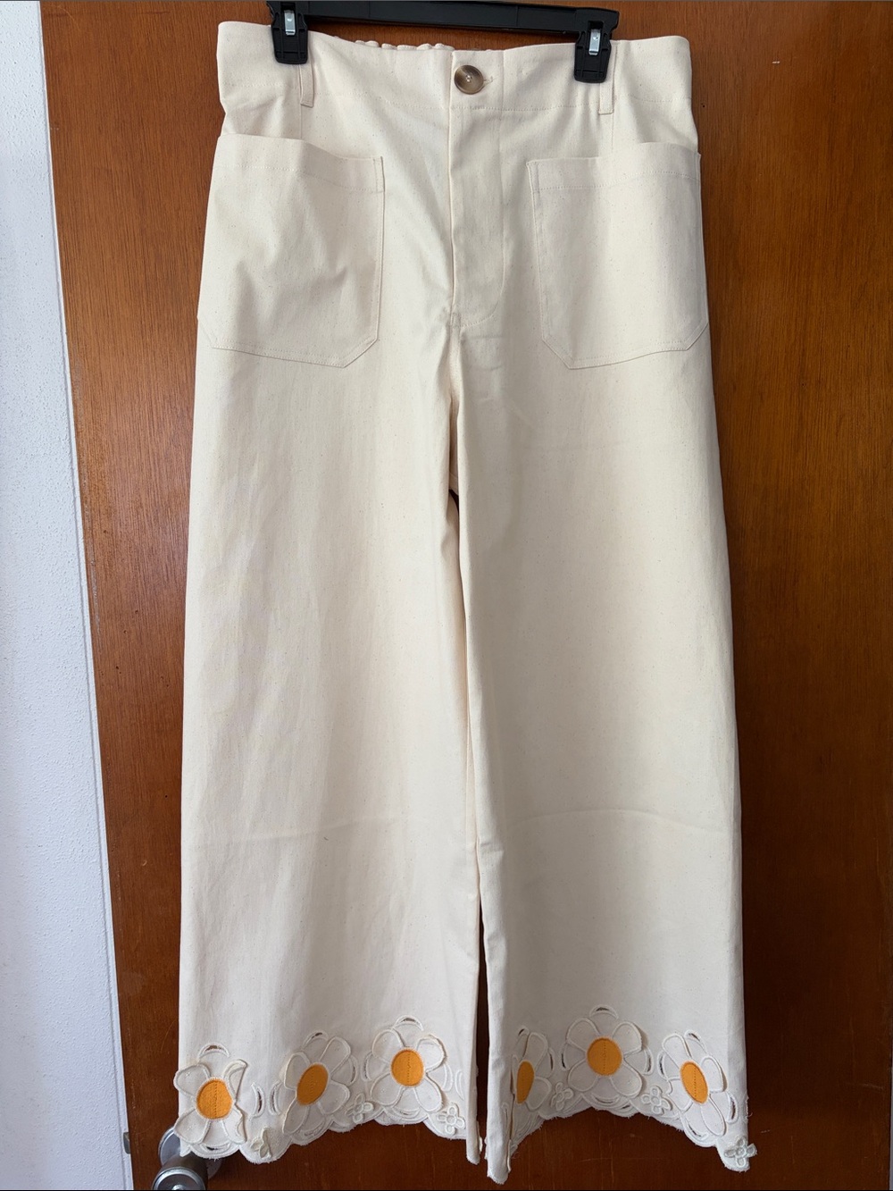 Wide Leg Flower Embroidered Hem Pants - Ivory